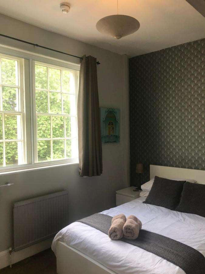 The Old Ham Tree Hotel Holt  Bagian luar foto